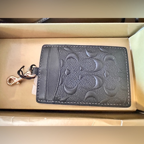 NWT COACH CF467 Boxed Pencil Case ID Lanyard Set in Signature Leather - Picture 4 of 8